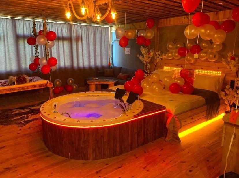 ריזה Wooden Palace V.I.P Suit מראה חיצוני תמונה